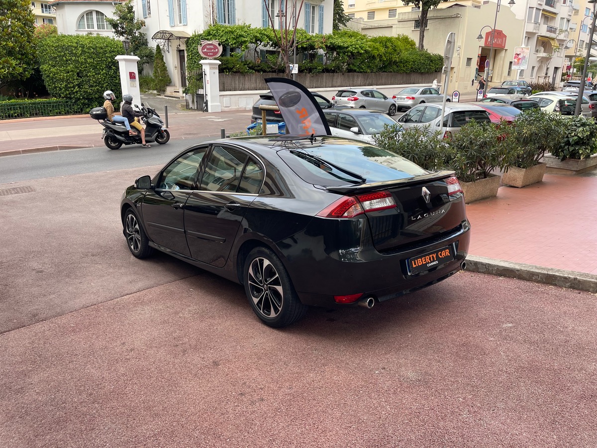 RENAULT Laguna 1.5 DCI 110 cv / Finition BOSE / Jantes / GPS / 5Portes / Boite Auto