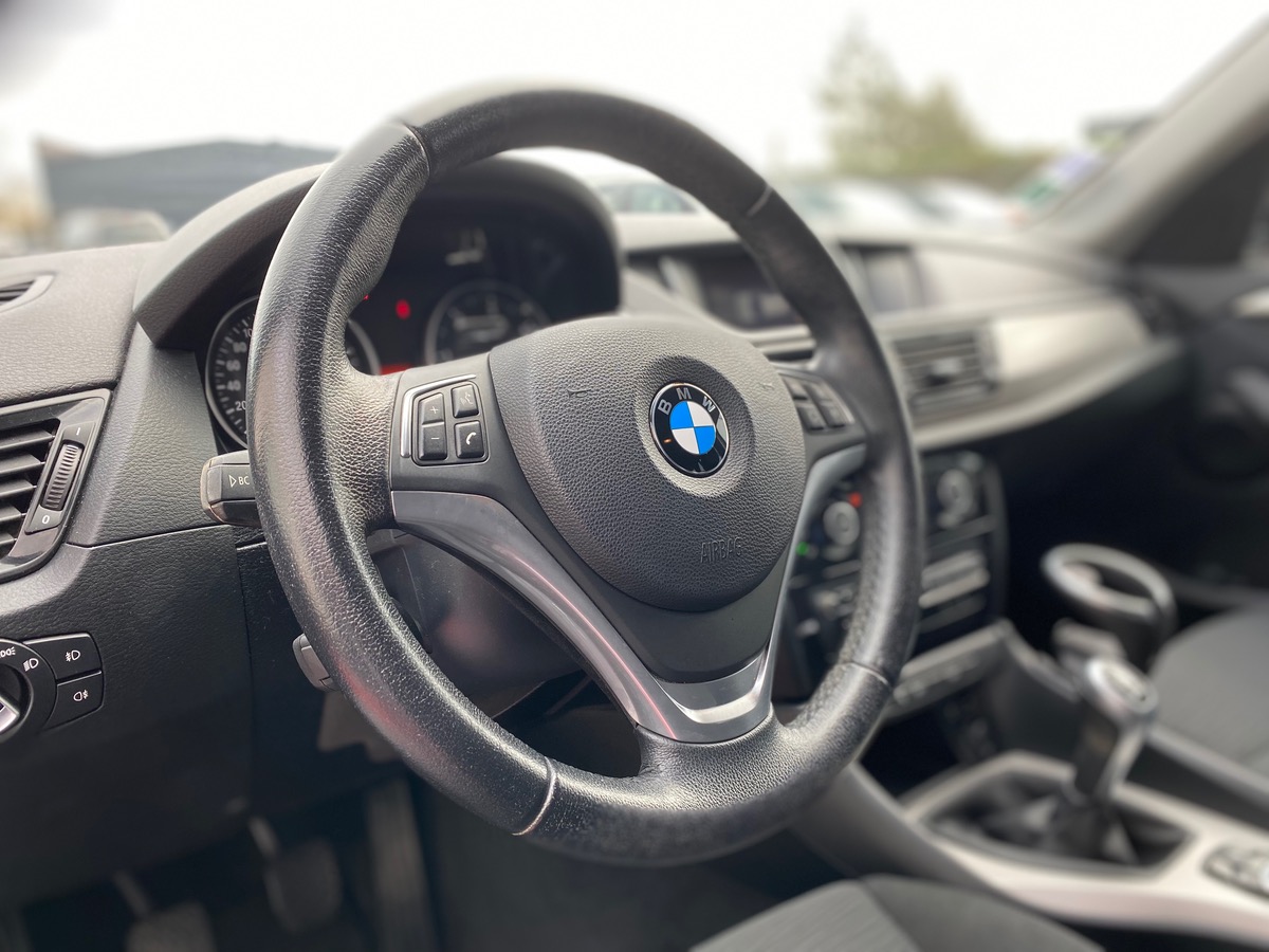 Bmw X1 Sdrive 18d 143 Lounge c