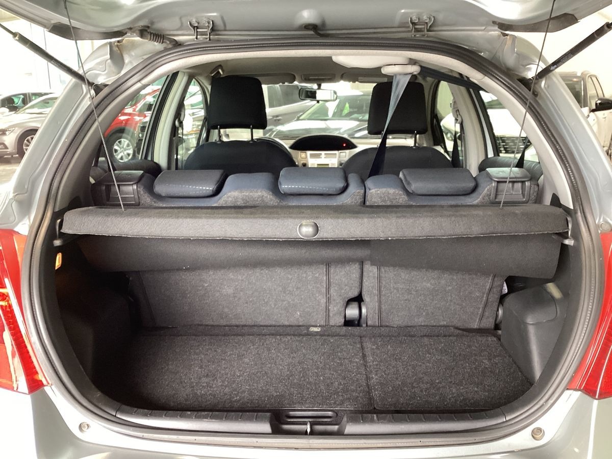 Toyota Yaris II 1.4 D4-D 90