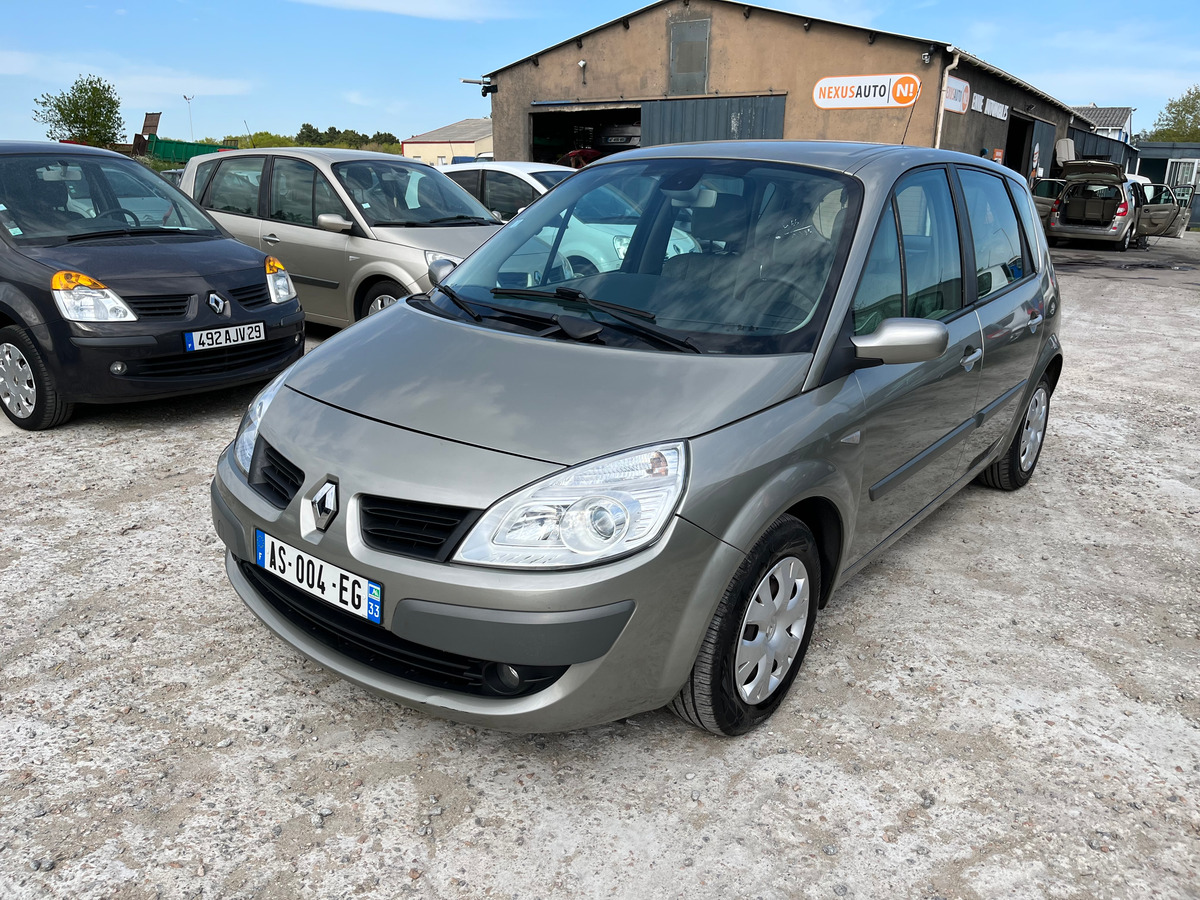 RENAULT Scenic 1.5 dci - 105CH 190405KM