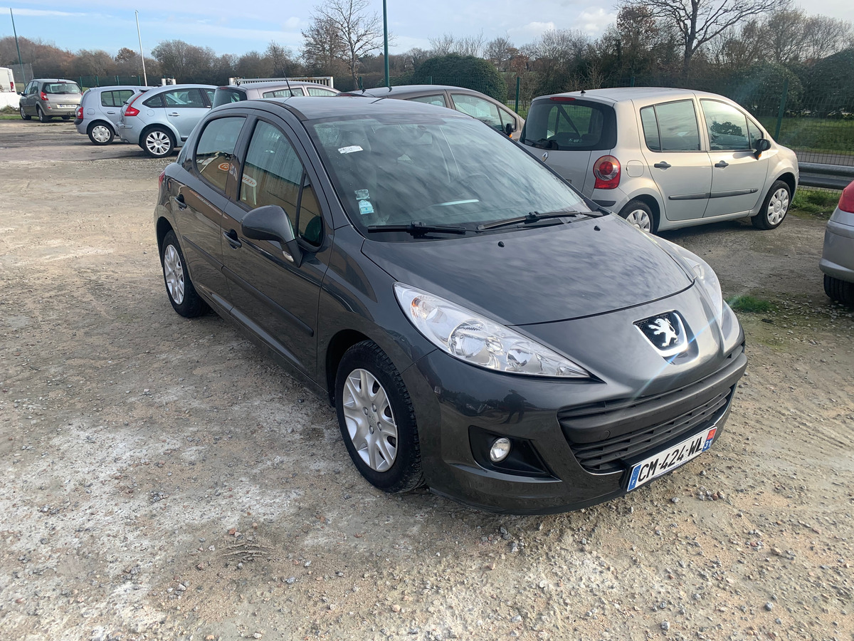 Peugeot 207 1.4 75CH 133891KM