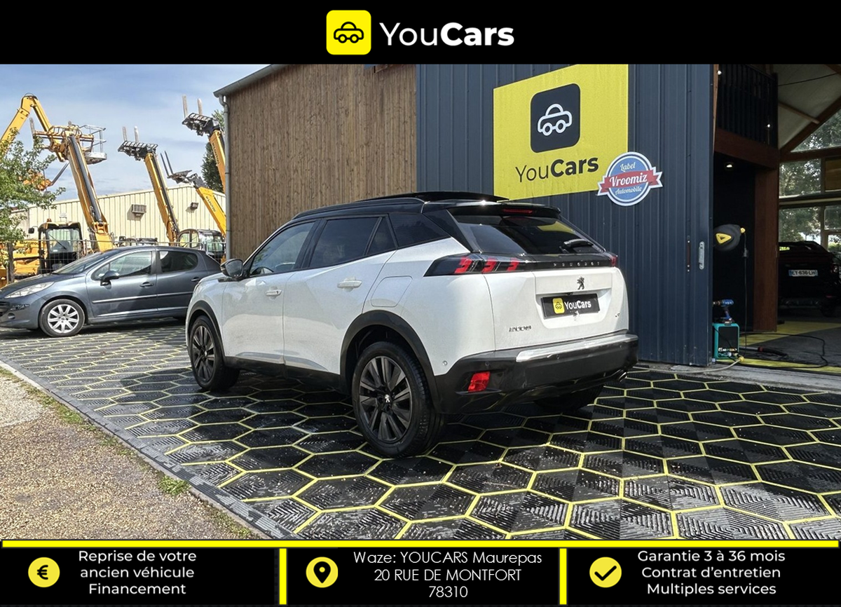 Peugeot 2008 GT 1.5 EAT8 130 cv TOIT OUVRANT - SYSTEME AUDIO FOCAL - SIEGES CHAUFFANTS