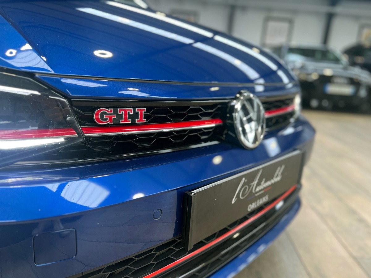 Volkswagen Polo VI GTI DSG6 2.0 TSI 200 TO CARPLAY