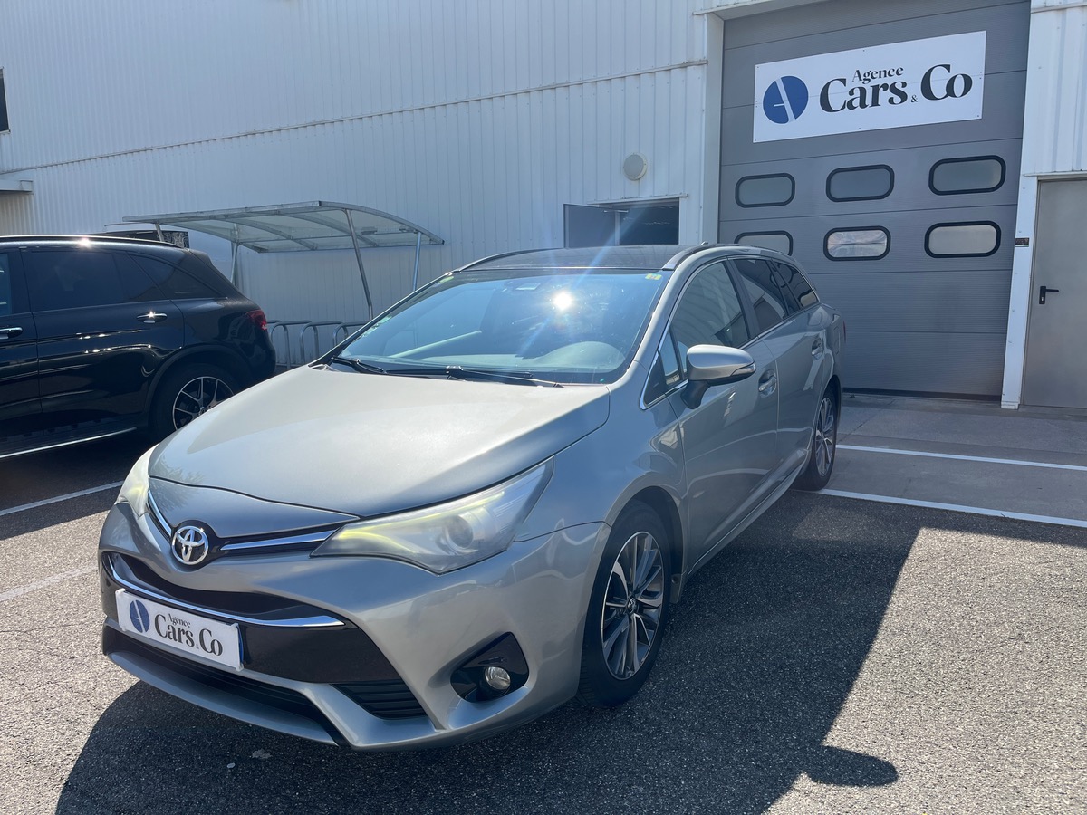 Toyota Avensis Break Touring Sports 2.0L 143cv D-4D, Suivi Complet  TOYOTA, Toit Pano, Sièges chauff