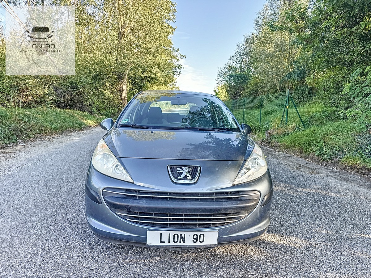 Peugeot 207 1.4L I 75CH