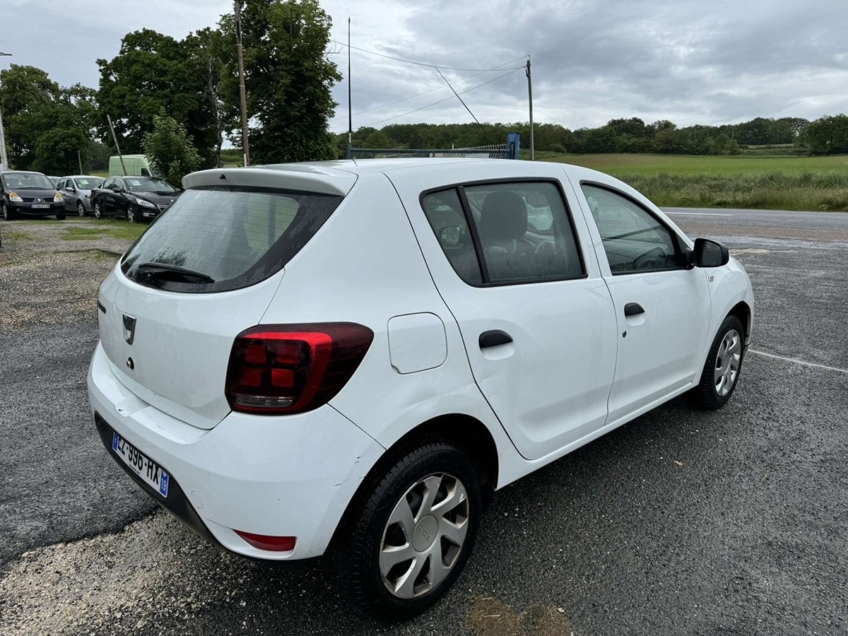 Dacia Sandero sce 75 année 2018 179016km bon état 