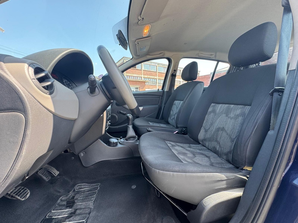 Dacia Sandero 1.2 i 16V 75 cv - Garantie
