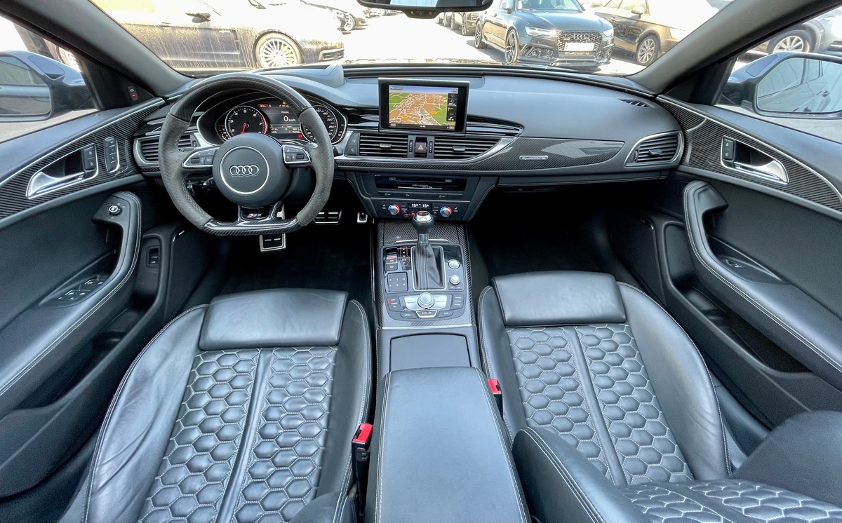 Audi RS6 III Avant 4.0 TFSI 560 Quattro Carbone i