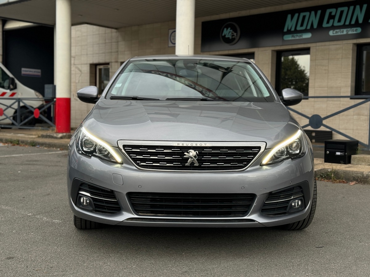 Peugeot 308 Allure Pack 1.2 EAT8 130 cv Boîte auto i-cockpit