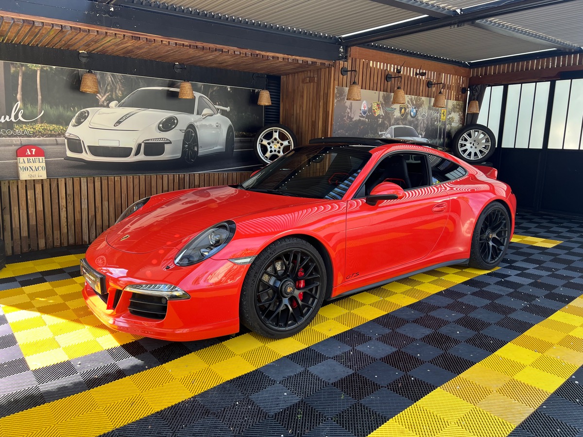 Porsche 911 TYPES 991carre4GTS