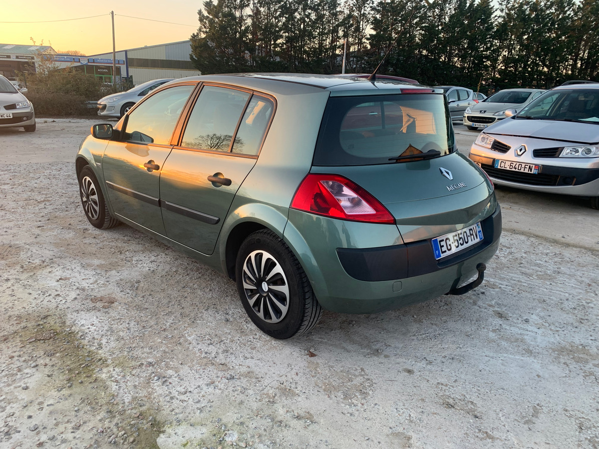 RENAULT Megane mégane 1.6i 16v - 115CH 123475KM