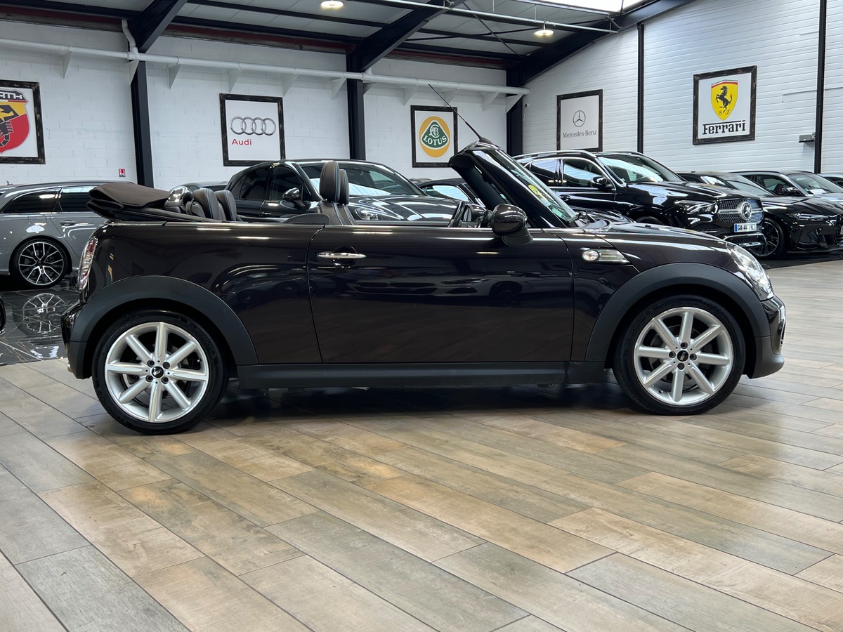 Mini Cabrio COOPER D 1.6 112CV HIGHGATE b