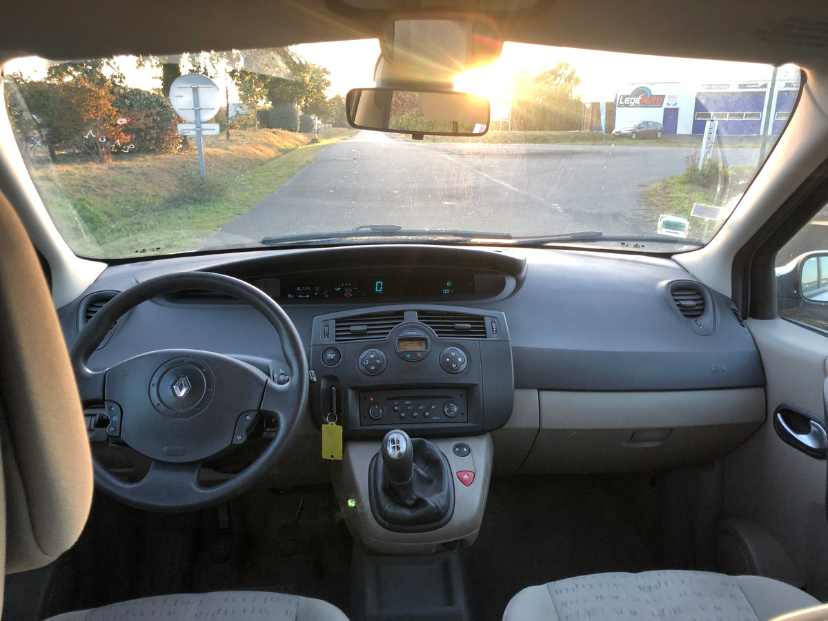 RENAULT Megane scenic 1.5 dci 100 CV 153636 KM