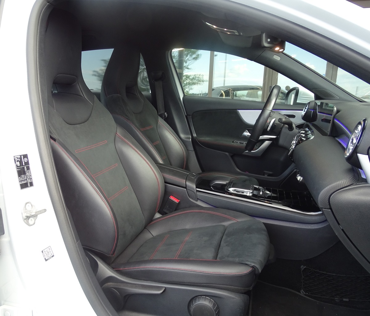 Mercedes-Benz Classe A 200d 150 Ch AMG Line 8G-DCT ( Pack Premium / Sièges chauffants / Sono Focal )