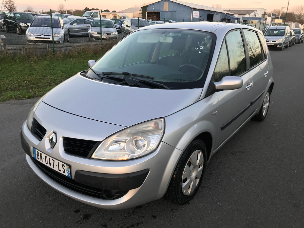 RENAULT Scenic 1.5 dCi 86cH 199474 km