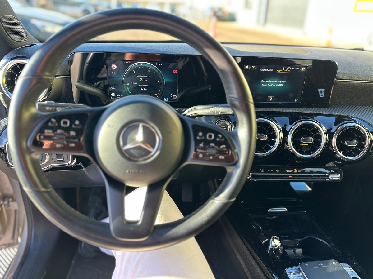 Mercedes Benz Classe A 180 1.3 Ti 136 cv Boîte auto - APPLE CARPLAY - RADAR DE RECUL - REGULATEUR