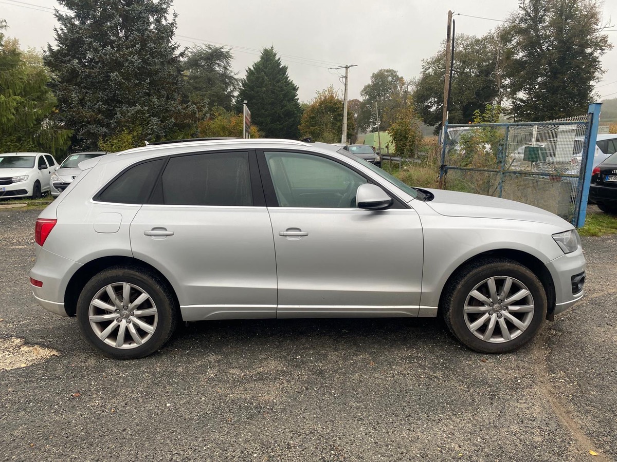 Audi Q5 2.0 tdi 170cv ambition luxe faible km d’origine toit ouvrant elec 