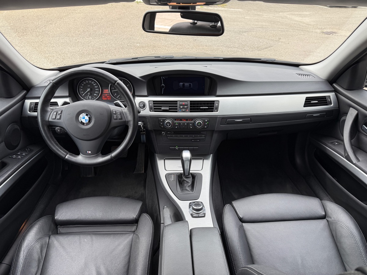Bmw Série 3 (E90) LCI Berline 330d 3.0 d 245 cv, Pack M, Suivi Complet BMW, Sièges chauffants