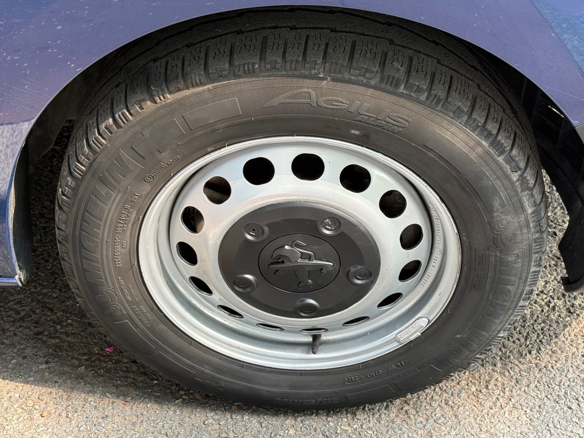 Peugeot Expert III 2.0 BLUEHDI 120 S&S STANDARD