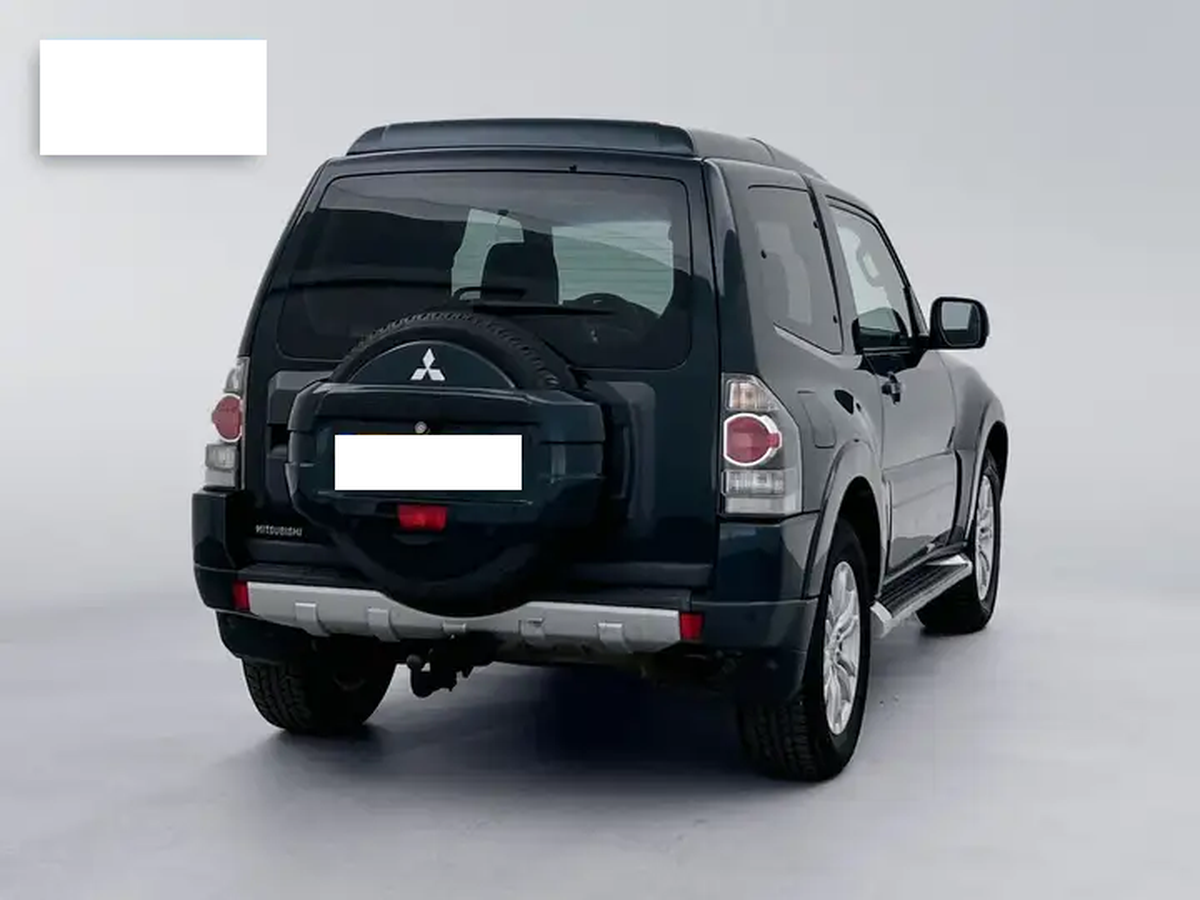 Mitsubishi Pajero 3.2 DI-D Instyle 2 places