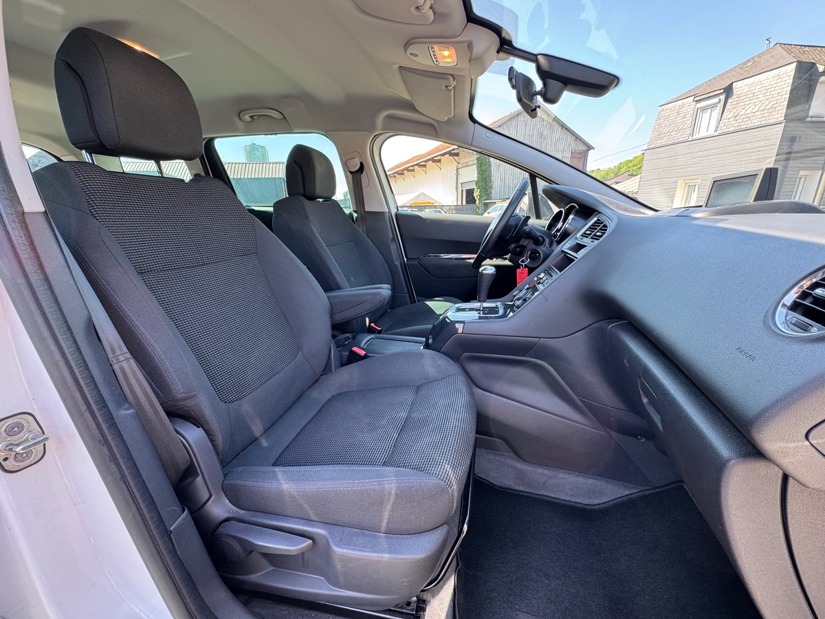 Peugeot 5008 1.6 E-HDI 115CH BUSINESS PACK BVA