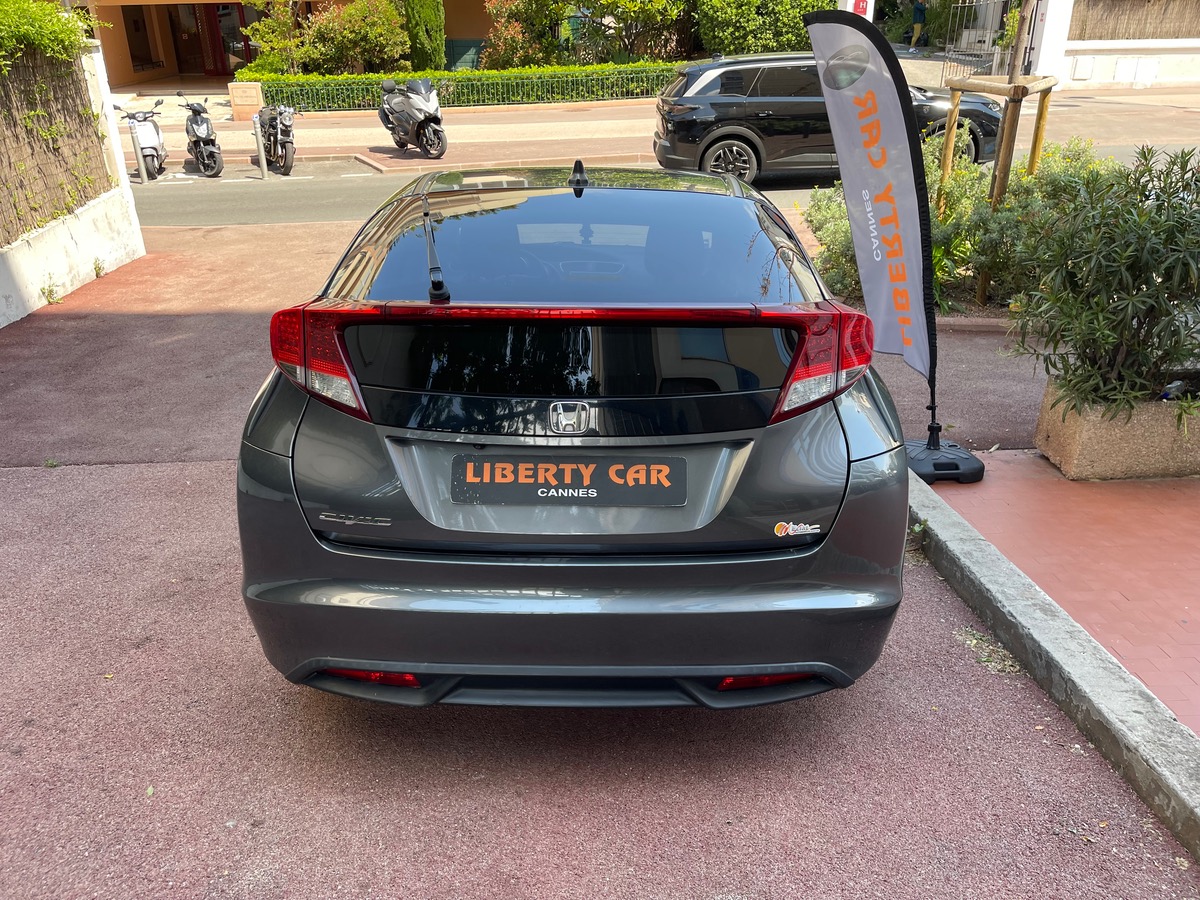 Honda Civic 1.6 dtec 120 CV / 5 Portes / Caméra / Jantes