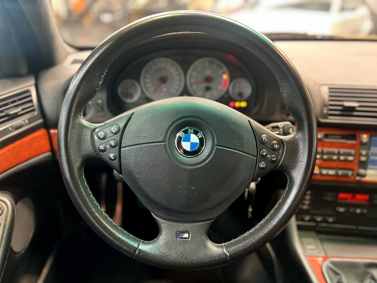 Bmw M5 (E39) V8 5.0 400 AVUSBLAU