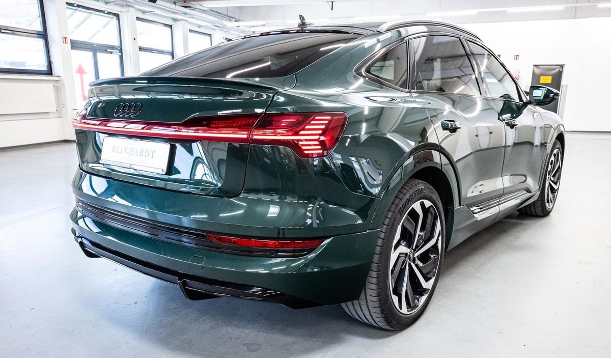 Audi e-tron Sportback 55 408ch S Line e-quattro Toit ouvrant