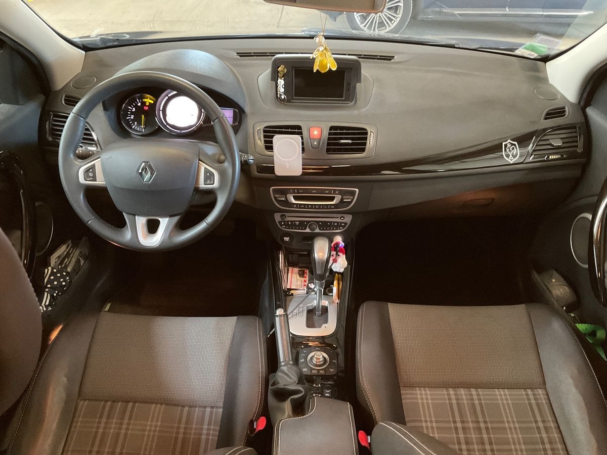 RENAULT Megane III 2.0 dCi 150 XV de France Boite Automatique