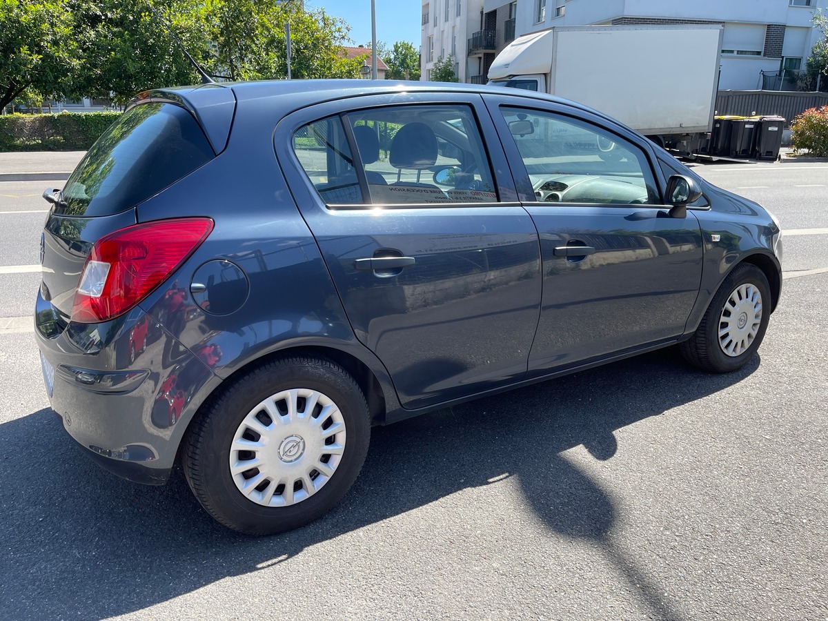 Opel Corsa 1.2 TWINPORT ENJOY 5P