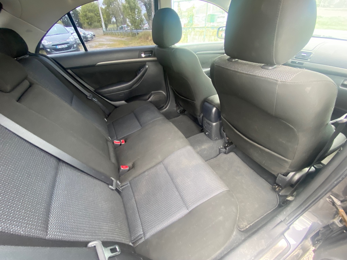 Toyota Avensis 2.2 d4d 150cv