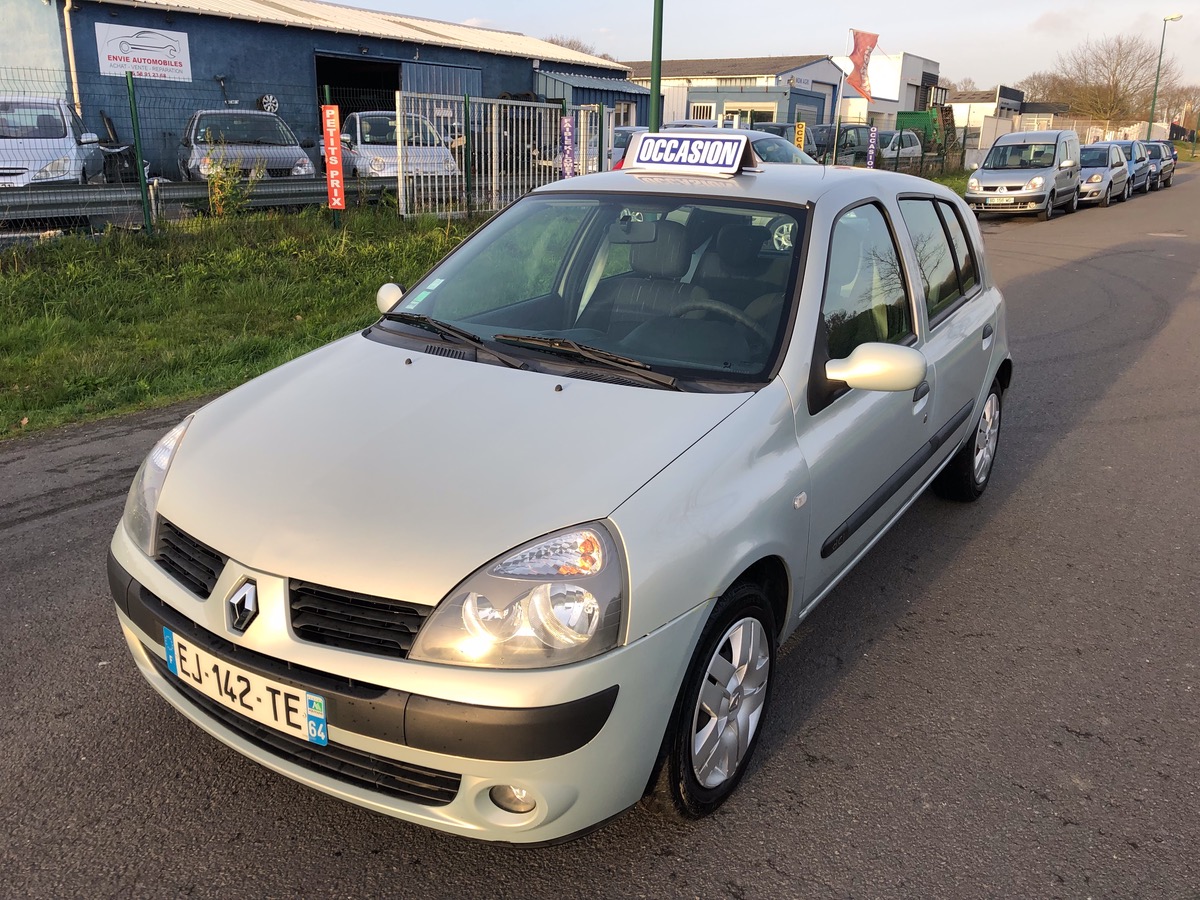 RENAULT Clio 1.5 DCI CAMPUS 149216 KM