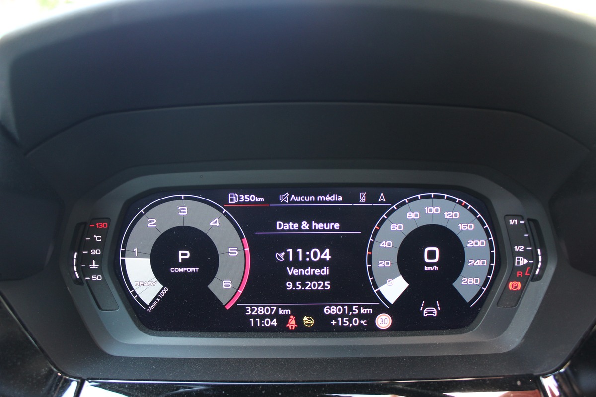 Audi A3 IV (2) SPORTBACK 2.0 35 TDI 150 S LINE S TRONIC 7 /TO / 1 ERE MAIN