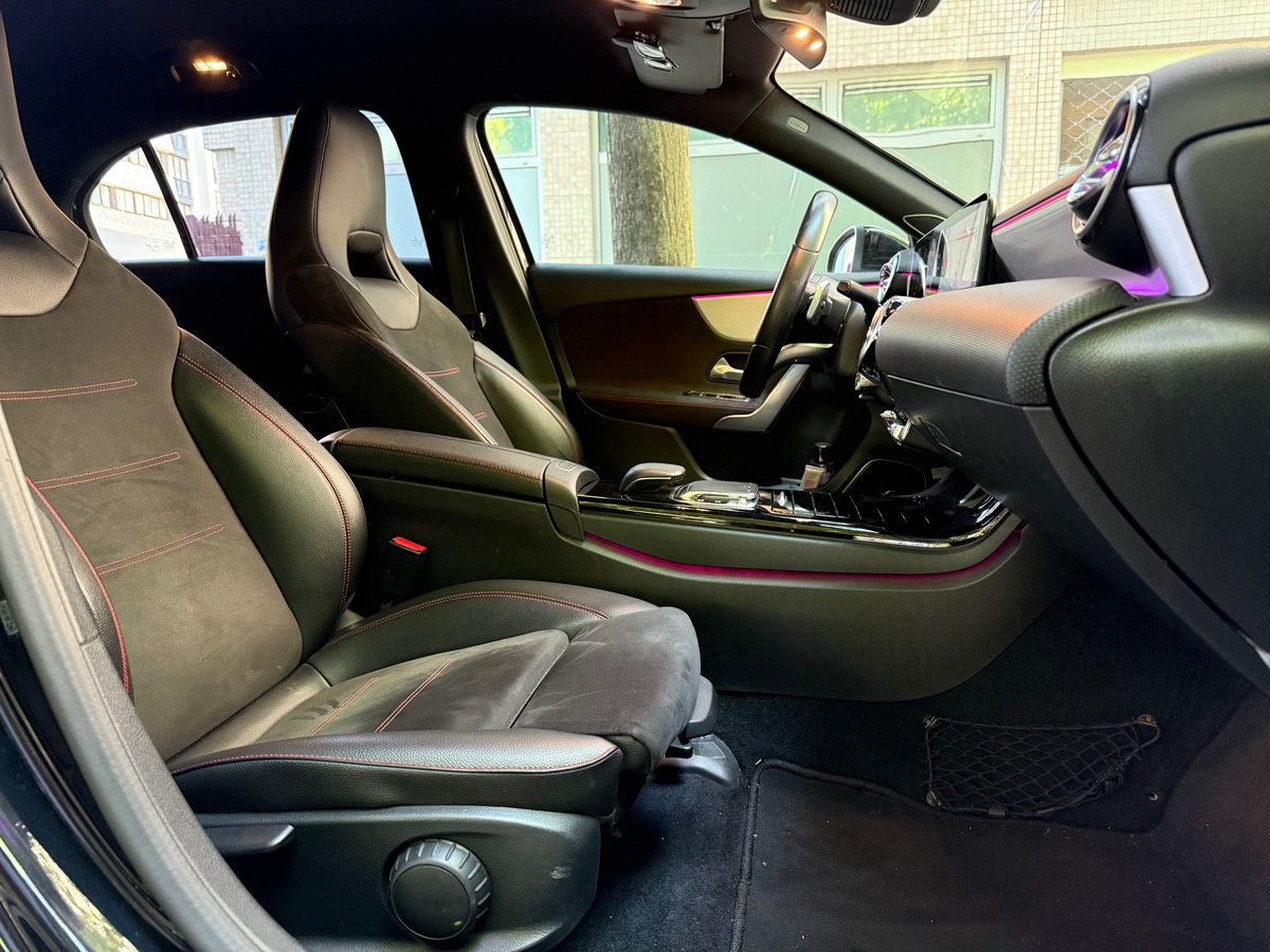 Mercedes-Benz Classe A 200 AMG LINE 163cv Carplay