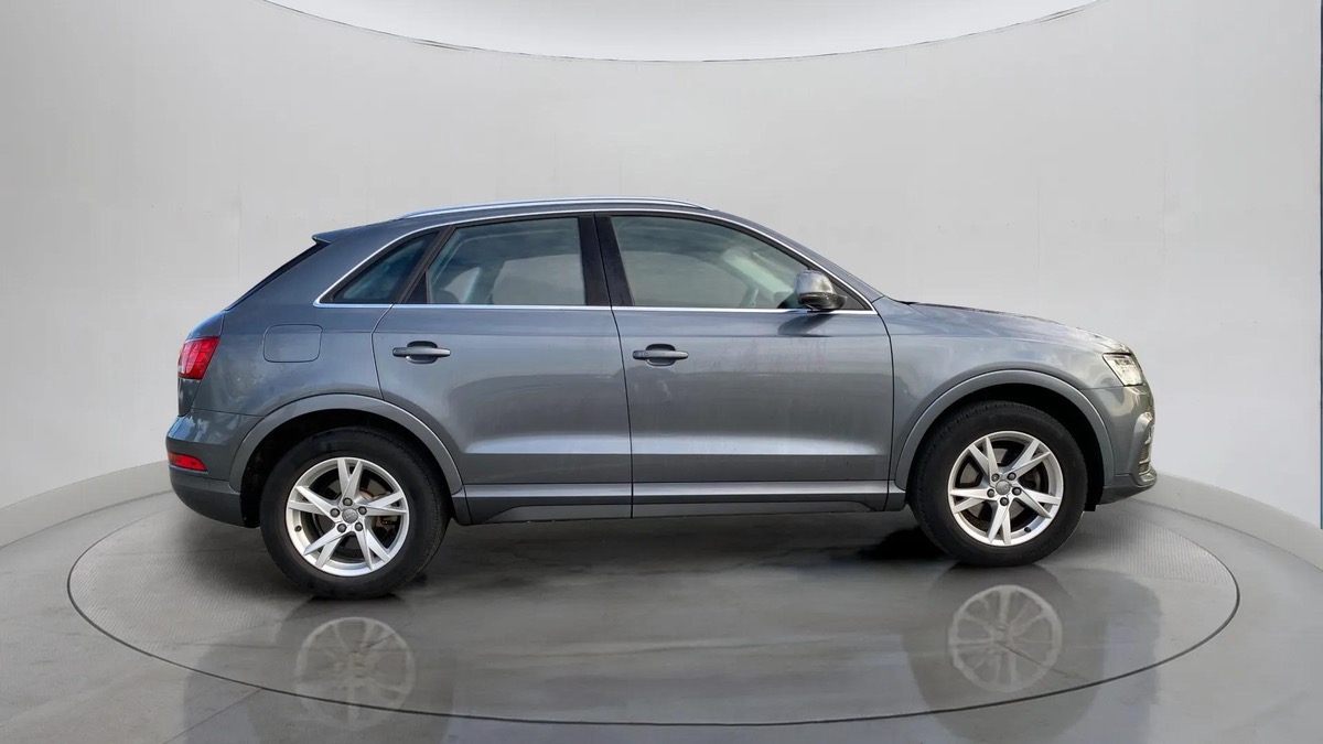 Audi Q3 2.0 TDI ULTRA 150 AMBITION LUXE - BVM6 - À PARTIUR DE 310 TTC/MOIS - GTANRATIE 12 MOIS ✅