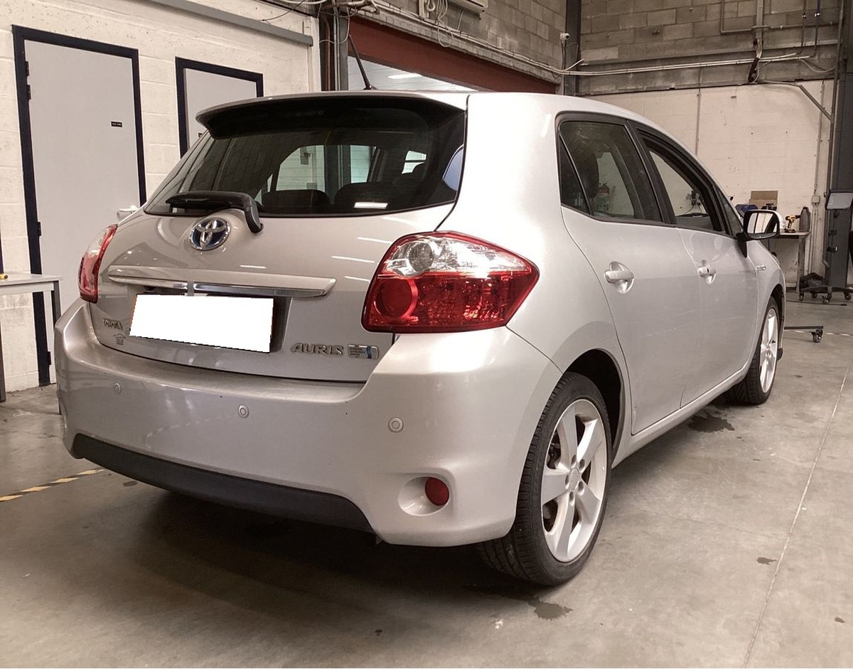 Toyota Auris I Phase 2 1.8 VVT-i HSD 16V 136h