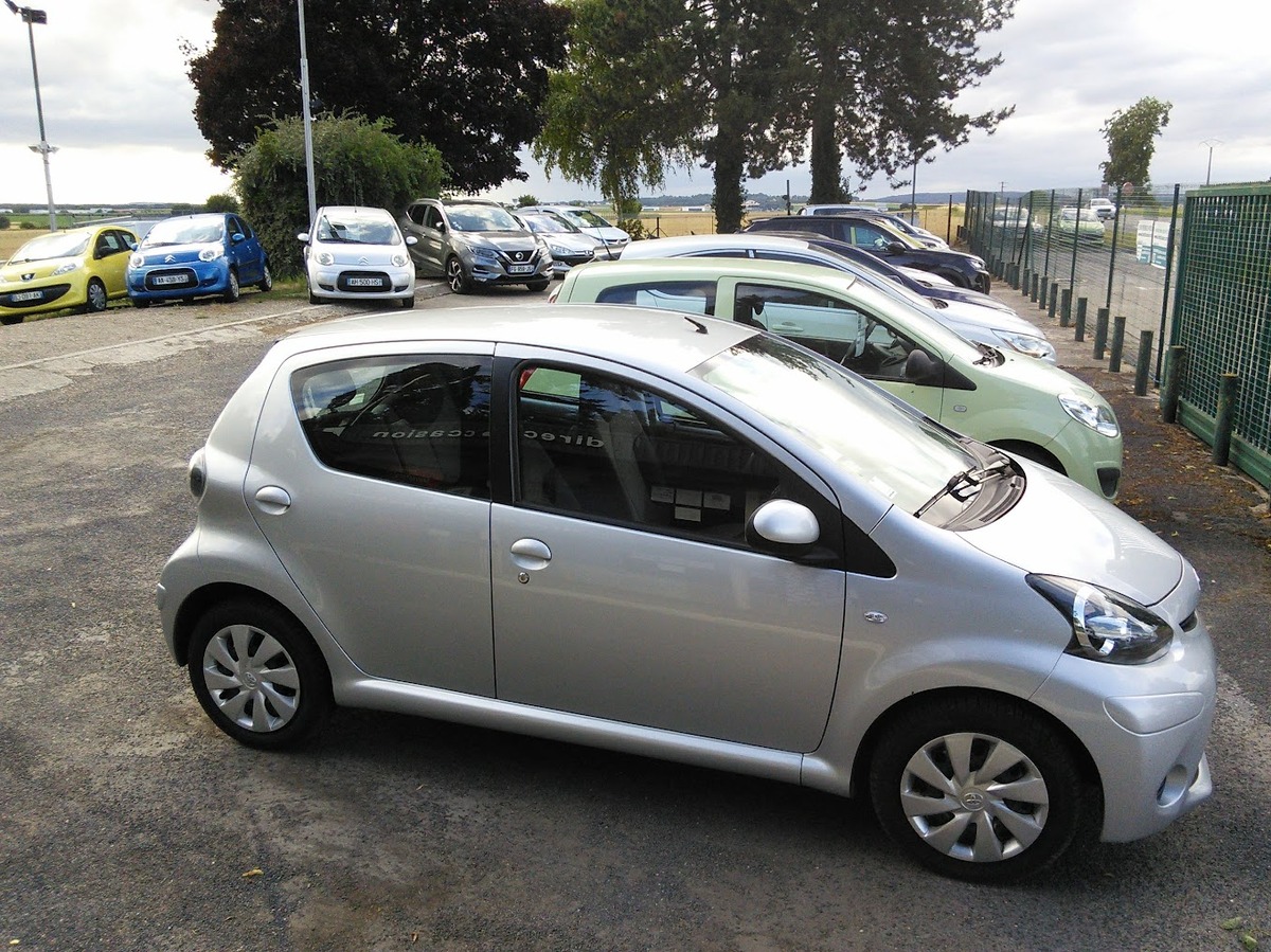 Toyota Aygo 1.0 68 CV 5 PORTES  CLIM