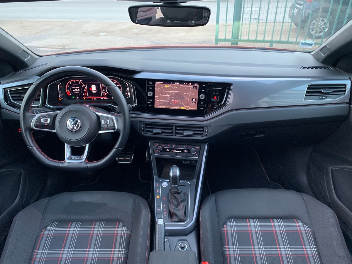 Volkswagen Polo VI GTI 2.0 TSI 200 ch DSG6 FULL i