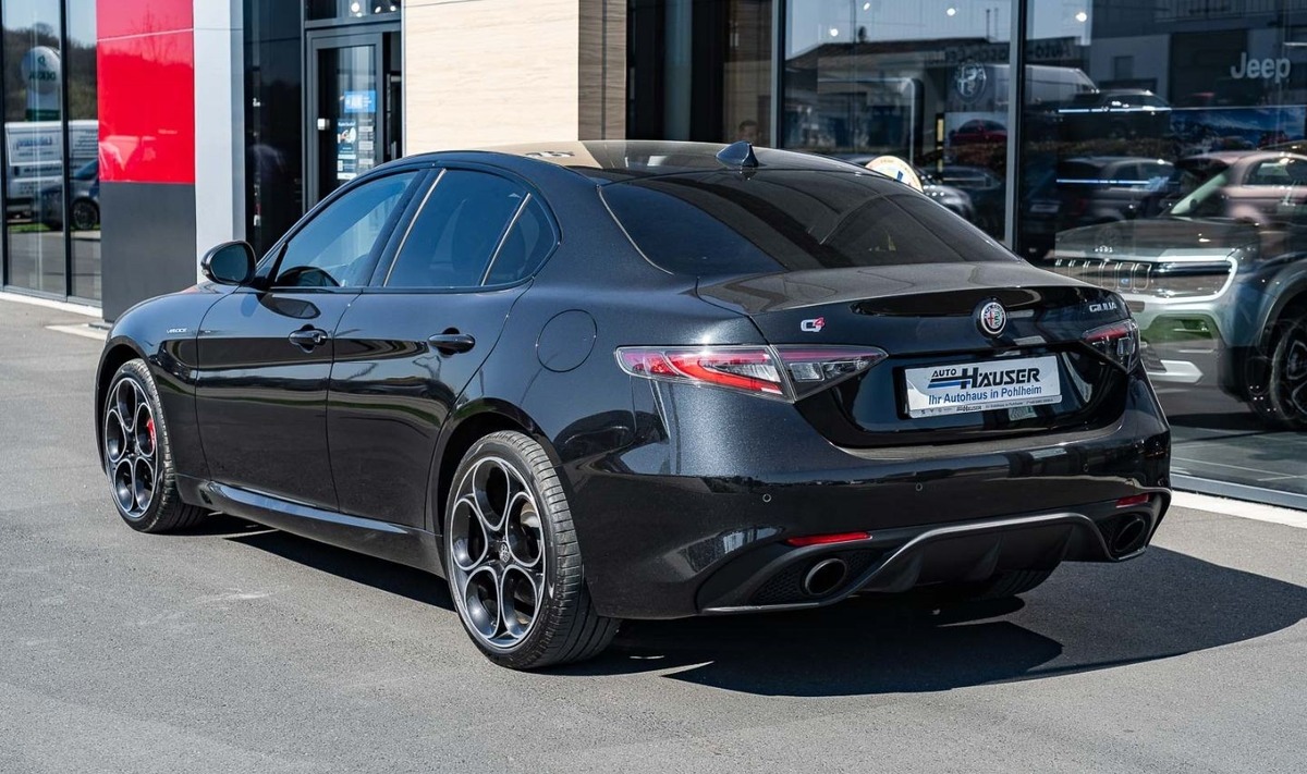 Alfa Romeo Giulia 2.2 Diesel 210ch Veloce Q4 AT8 Harman-Kardon