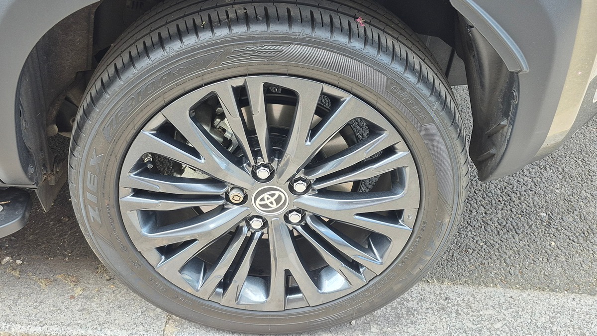 Toyota Yaris Cross 1.5 HYBRIDE 116H 2WD TRAIL (MARCHEPIEDS STANDARDISES)