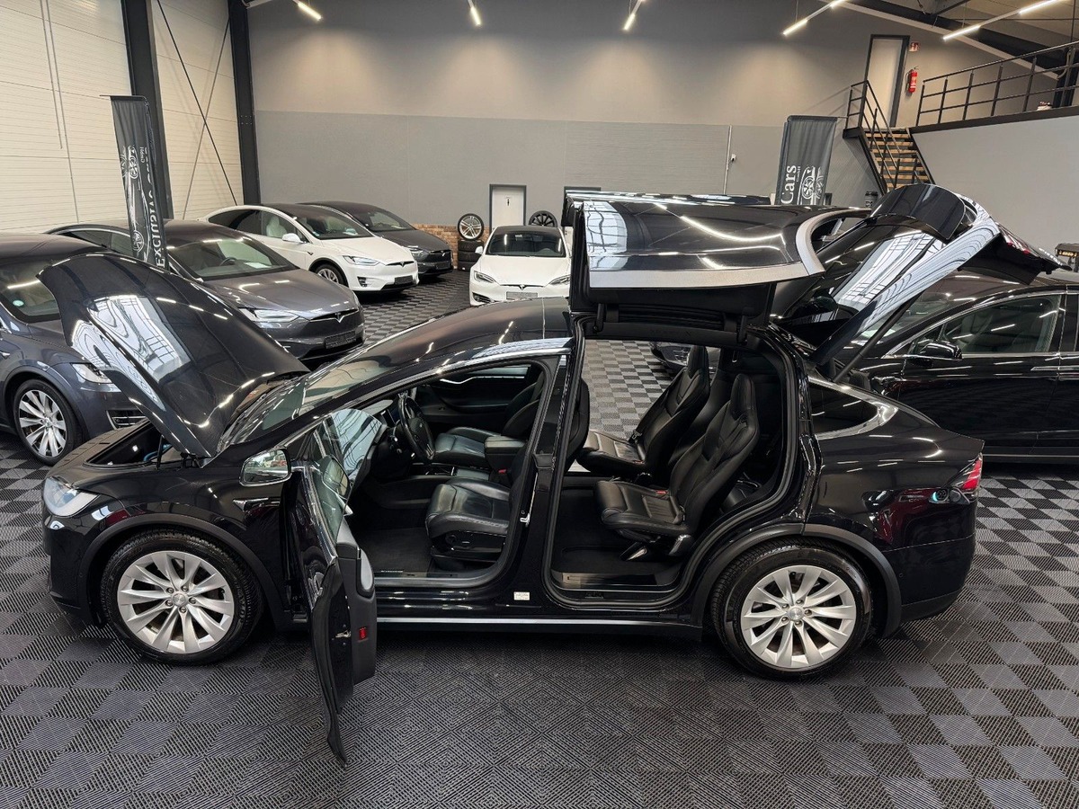 Tesla Model X 90D Dual Motor 6 places Supercharge gratuite