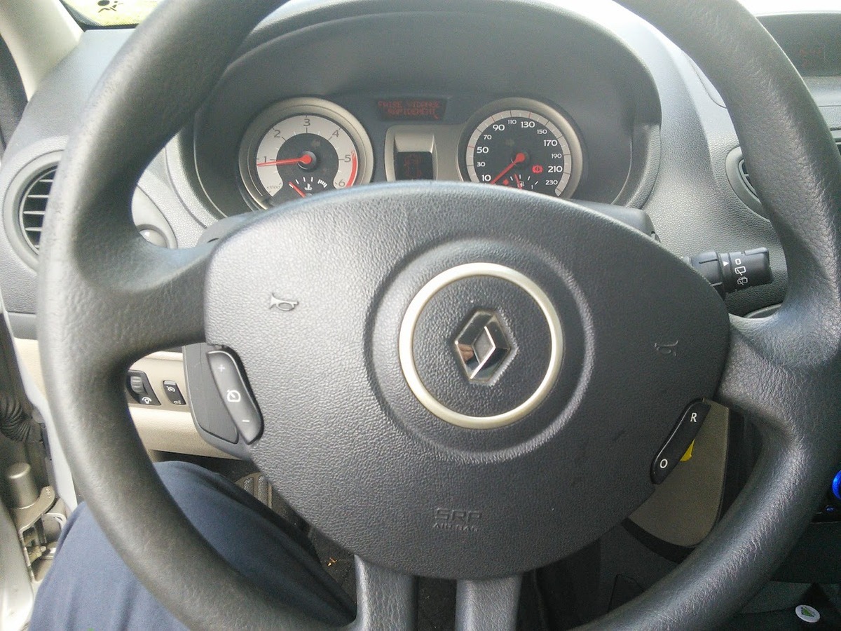 RENAULT Clio III III 1.5 dCi 68 CLIM