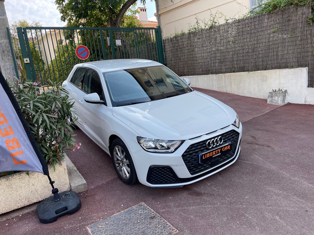 Audi A1 30 TFSI 110 CV / Design /Tva Récuperable  / GPS / Virtual