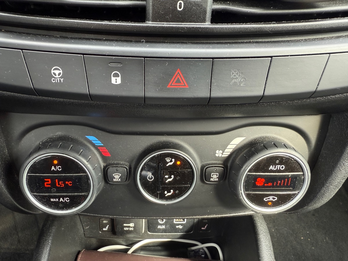 Fiat Tipo 1.6 E-Torq 110 cv Lounge, Sieges chauffants, Caméra de recul