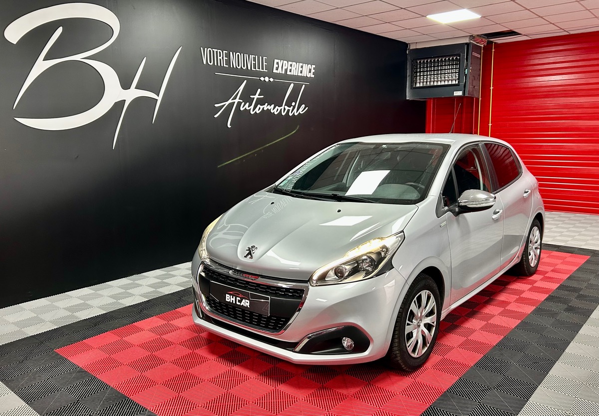 Image: Peugeot 208 Phase 2 URBANSOUL 5 Portes 1.2 VTi 12V 82 cv