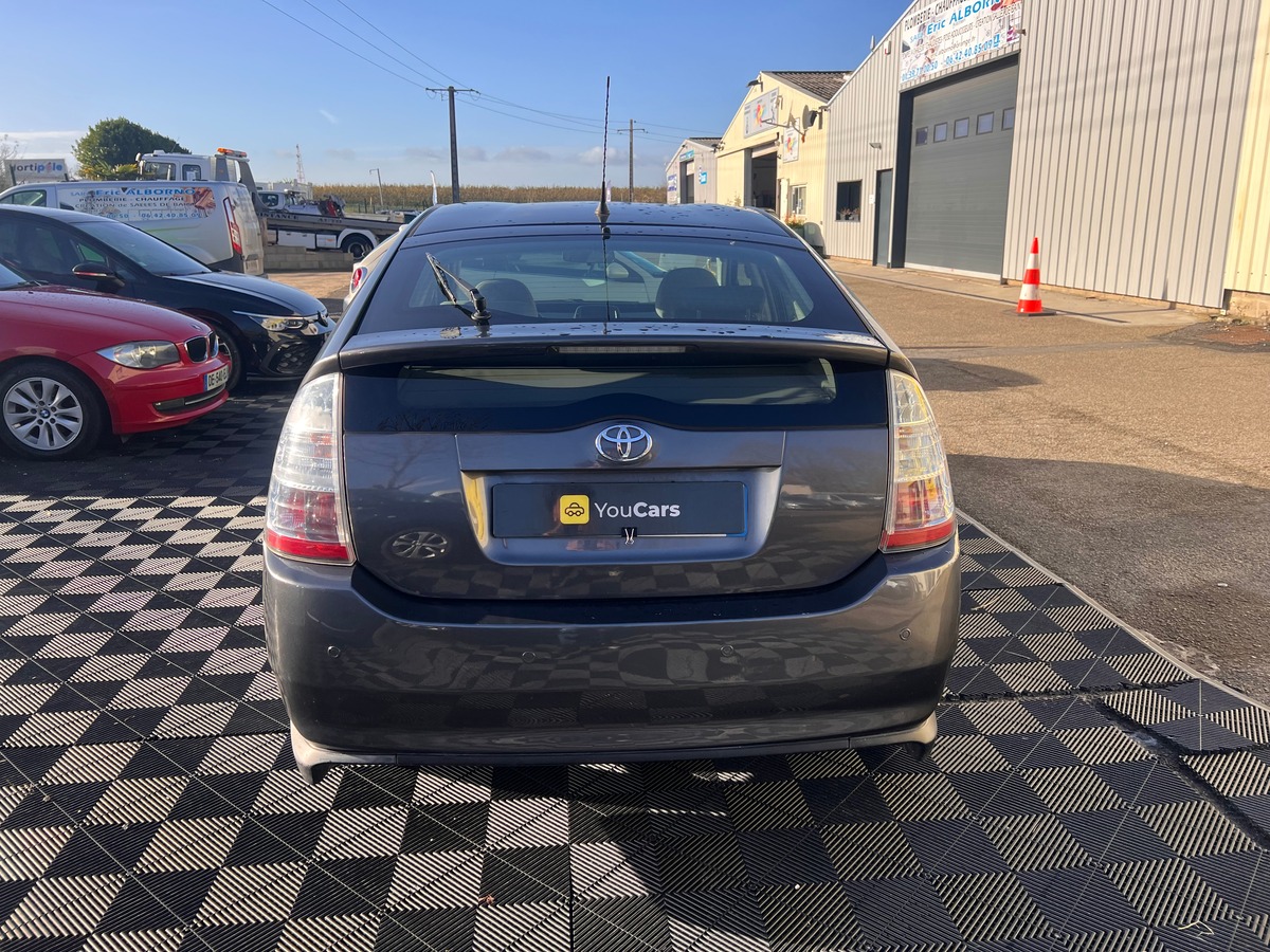 Toyota Prius Berline 77cv Boîte auto - VEHICULE EN TRES BON ETAT - RIEN A PREVOIR