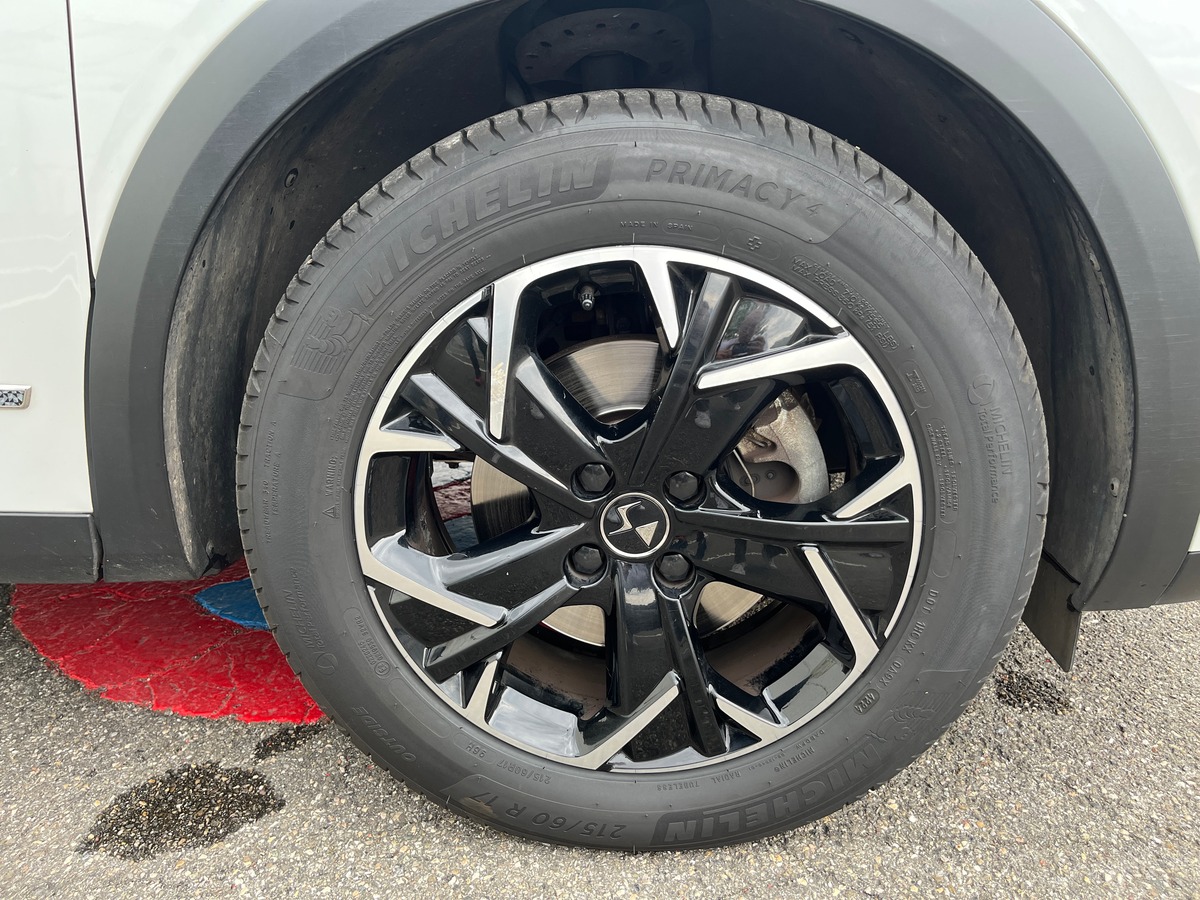 DS DS 3 CROSSBACK BLUE HDI 130ch EAT8,  RIVOLI, SUIVI COMPLET DS, SIEGES CHAUFFANT,