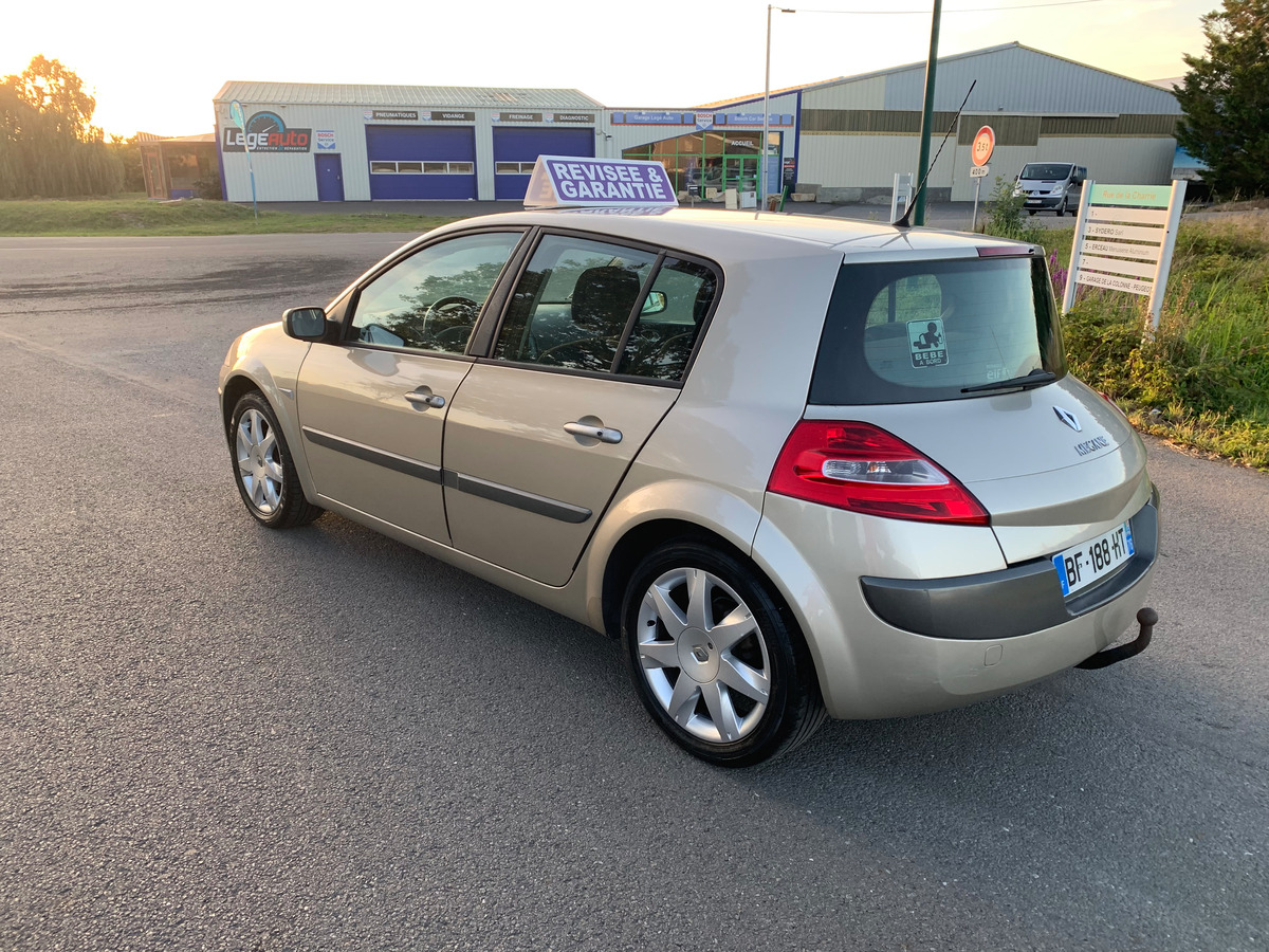 RENAULT Megane 1.9dci 130CV DYNAMIQUE 172133KMS