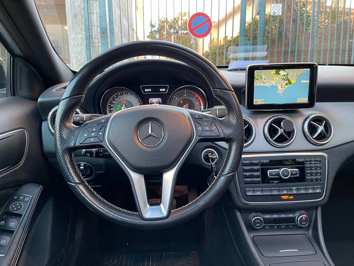 Mercedes-Benz GLA 220 cdi 4 MATIC  FT650FV