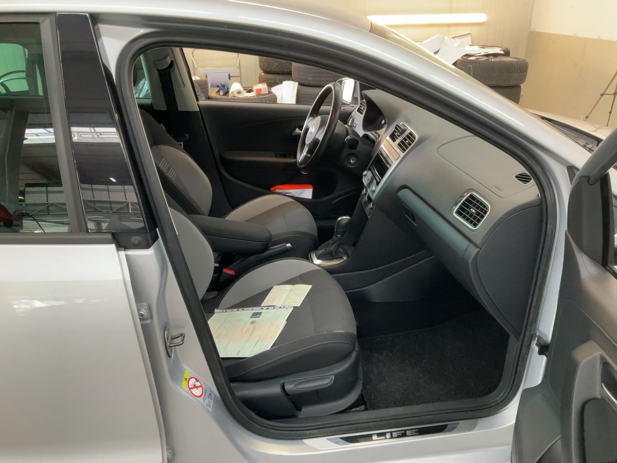 Volkswagen Polo V 1.2 TSi 105 Life DSG7